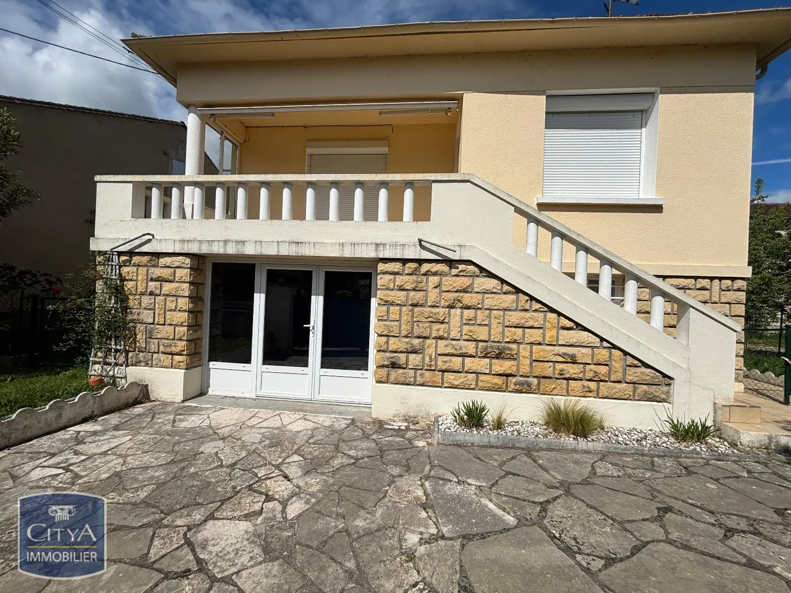 Photo 1 Appartement 4 pièces 77.76m²