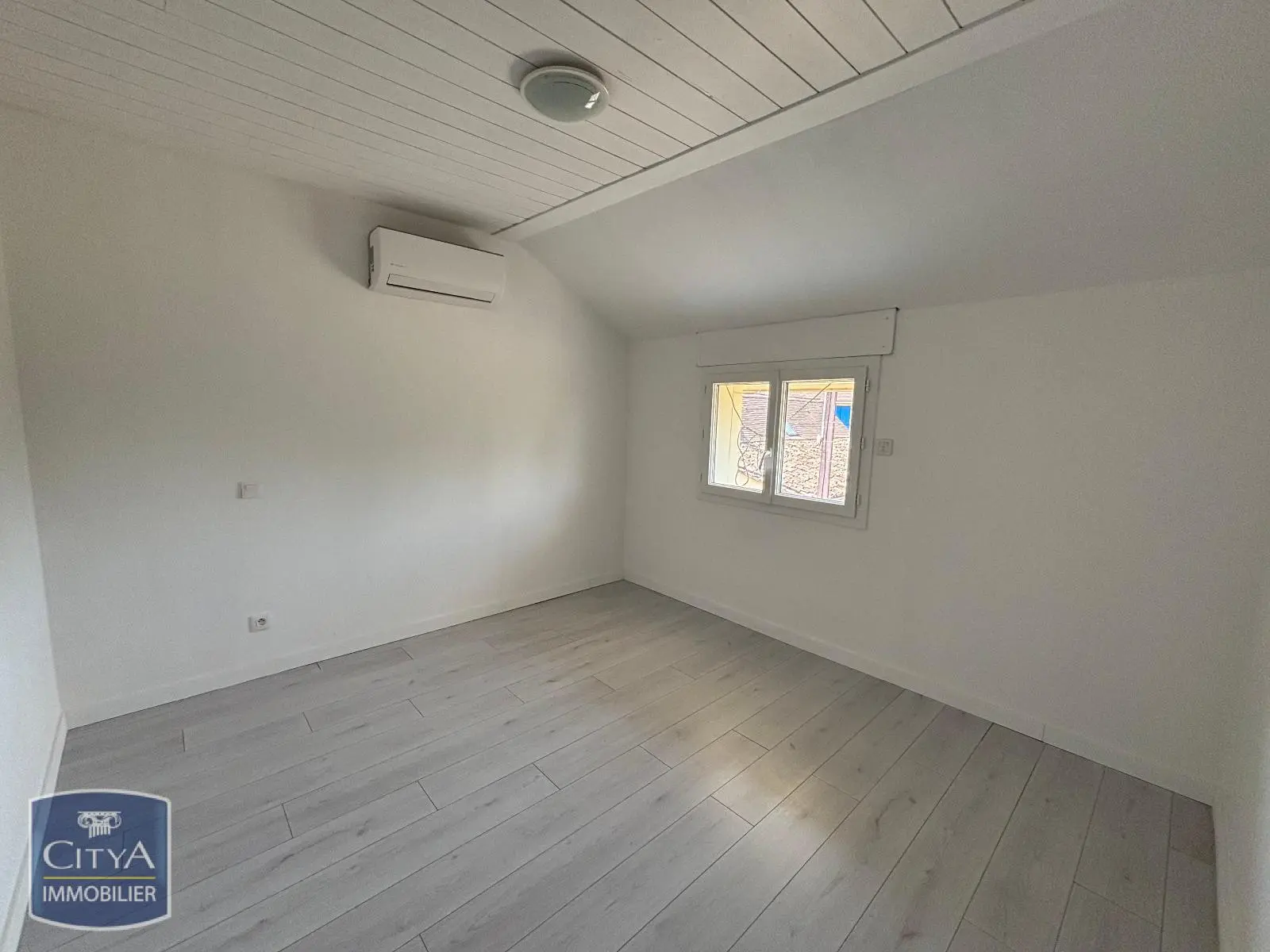 Photo 10 Maison 5 pièces 158m²