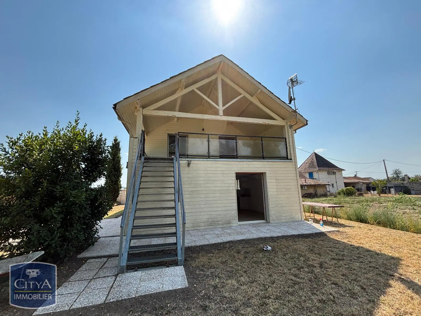 Photo 1 Maison 5 pièces 158m²