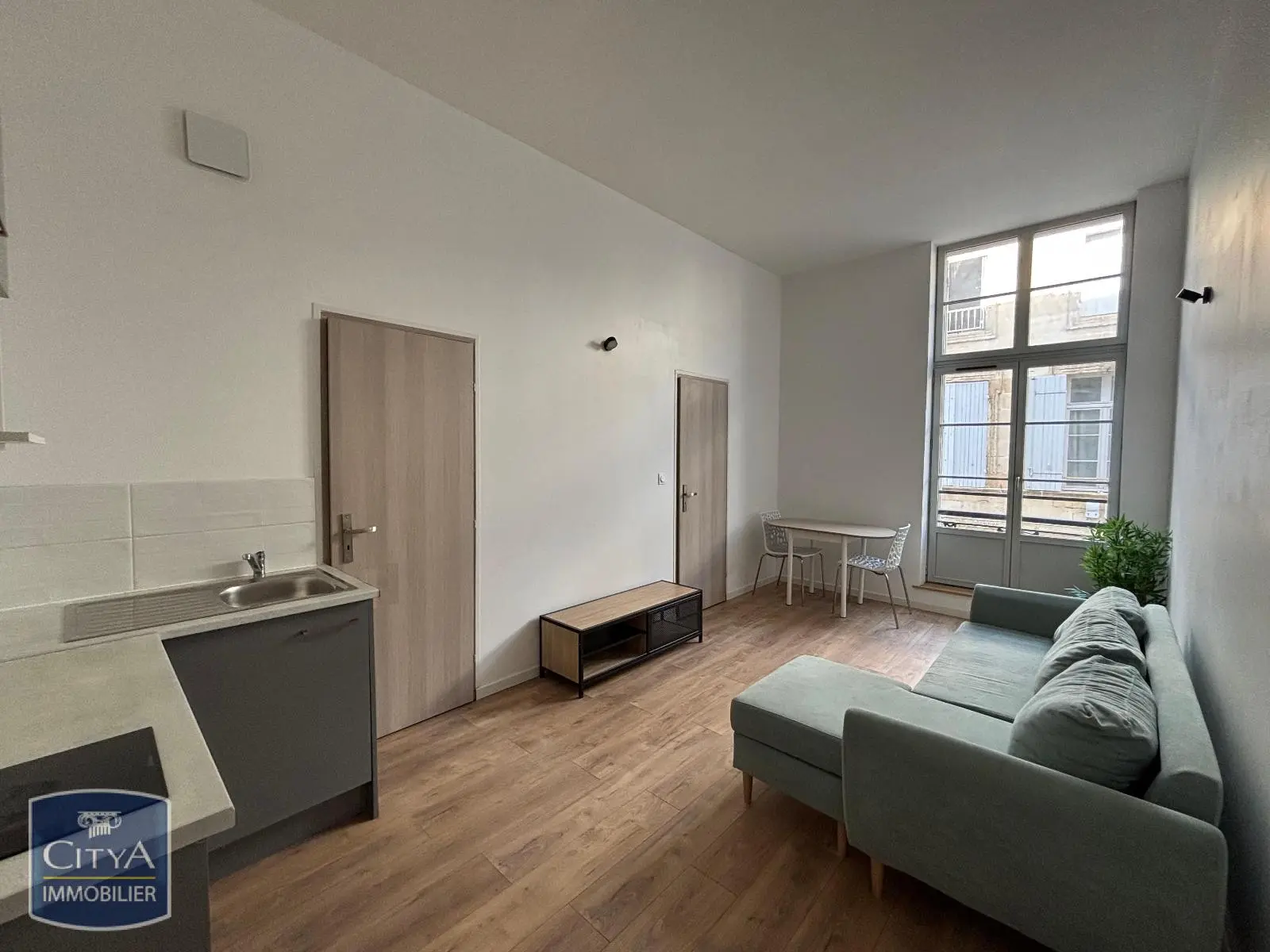 Photo 1 Appartement 2 pièces 28m²