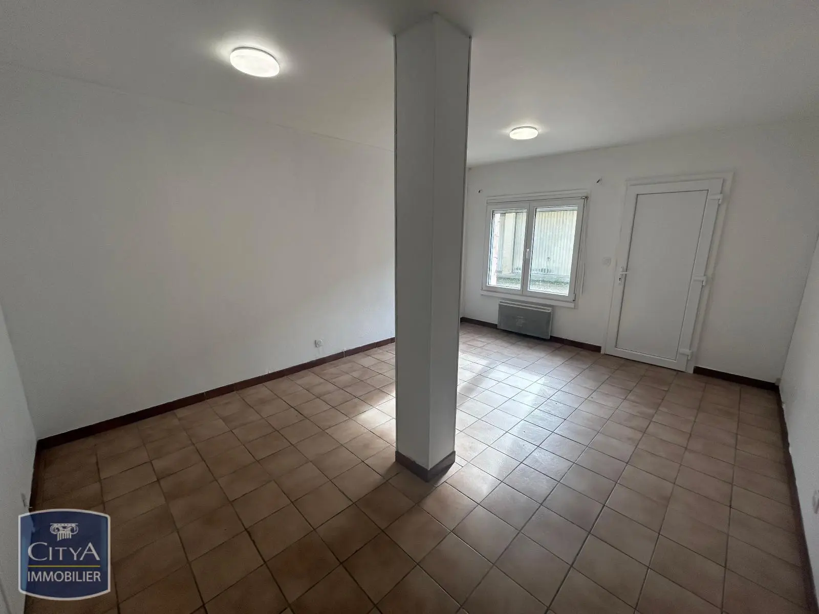 Photo 2 Appartement 1 pièce 24.16m²
