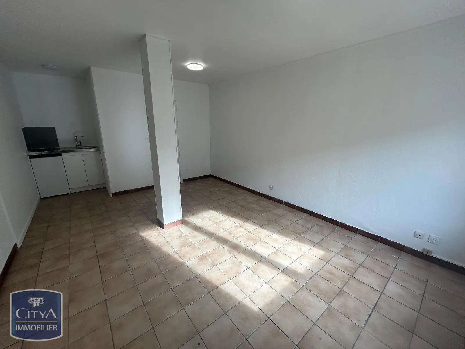 Photo 1 Appartement 1 pièce 24.16m²