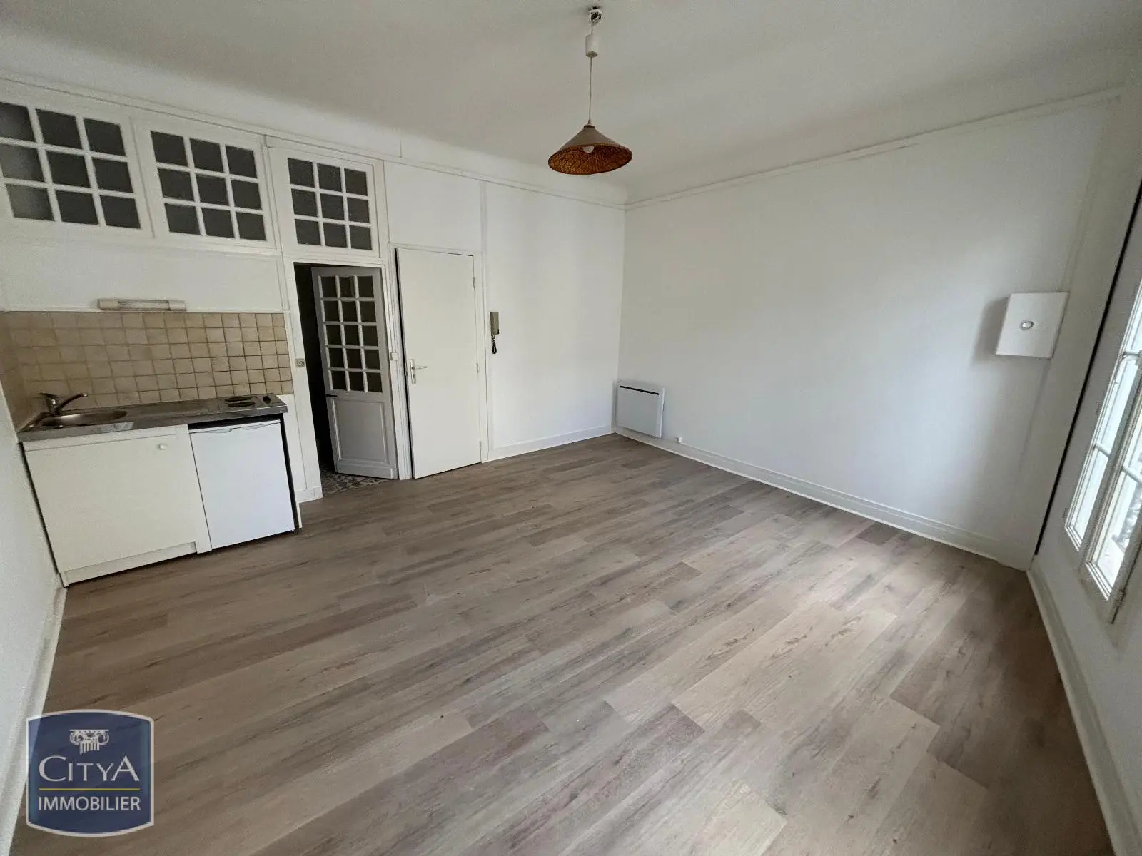 Photo 2 Appartement 1 pièce 24.73m²