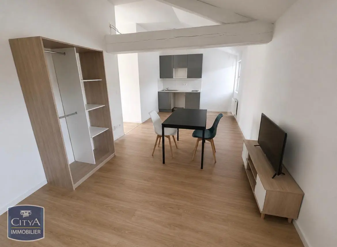 Photo 2 Appartement 1 pièce 33.95m²
