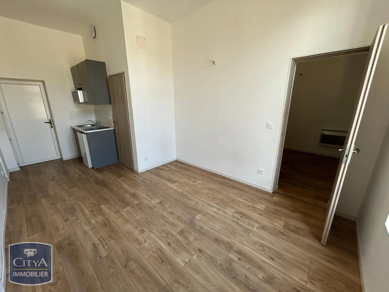 Photo 2 Appartement 2 pièces 28m²