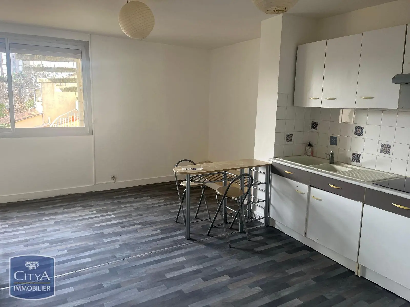 Photo 2 Appartement 3 pièces 45.42m²