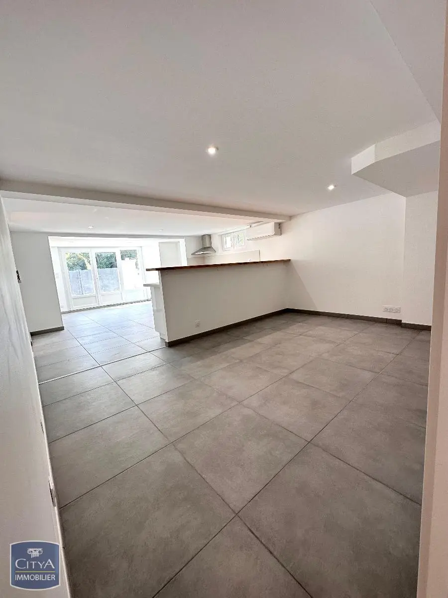 Photo 5 Appartement 4 pièces 77.76m²