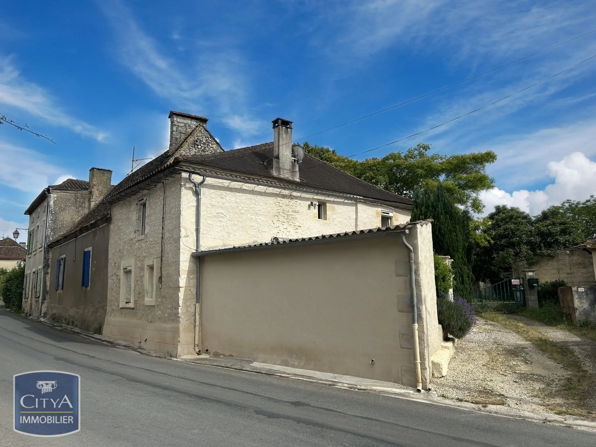 Photo 1 Maison 4 pièces 90m²