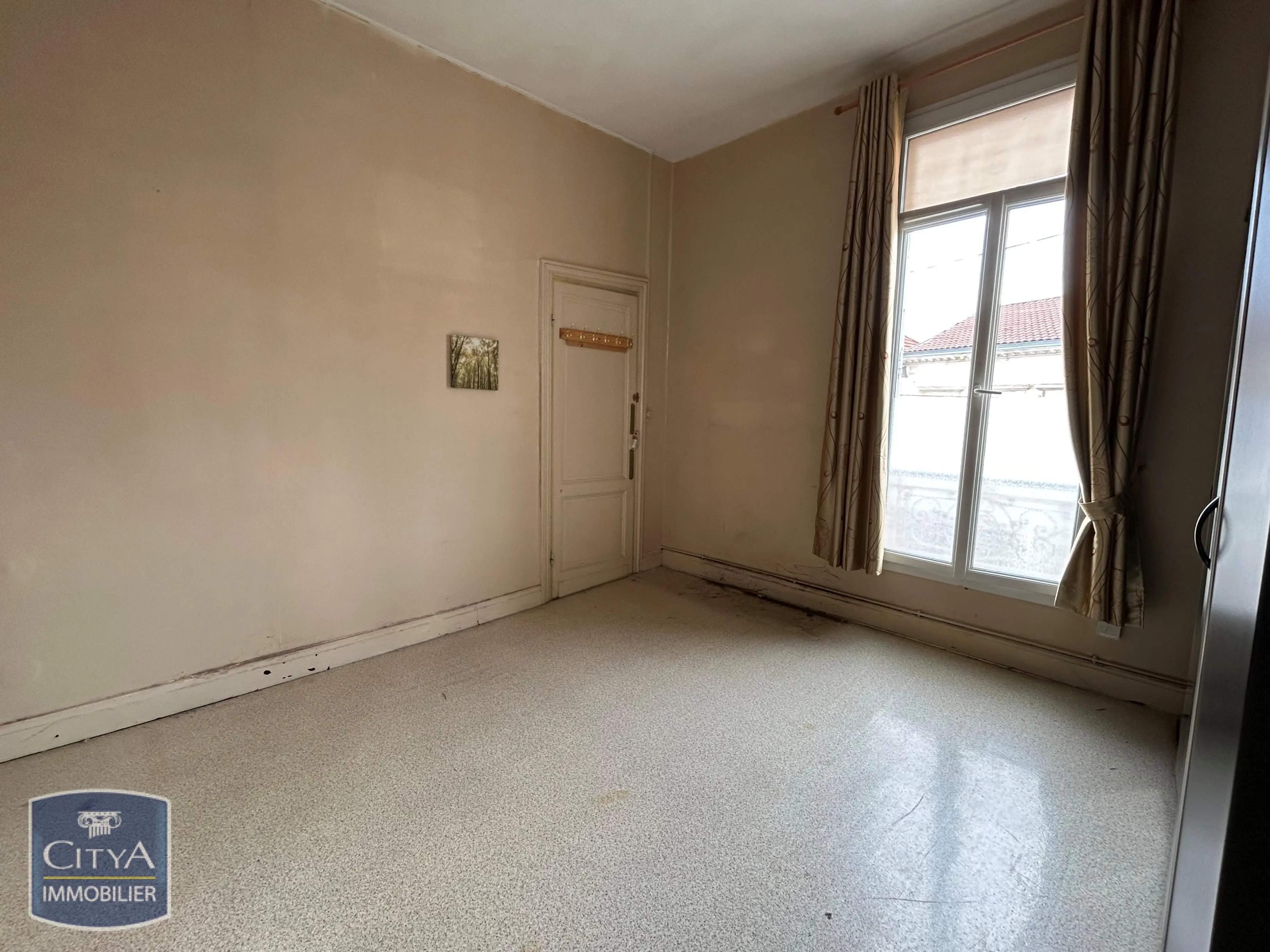 Photo 3 Immeuble 225m²