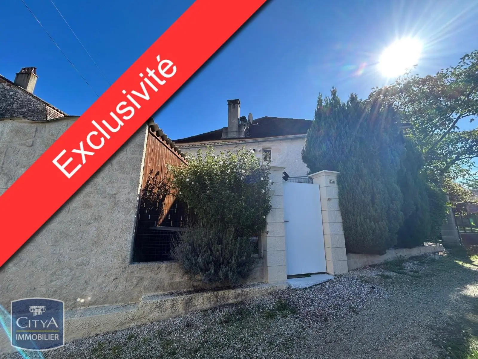 Photo 1 Maison 4 pièces 90m²
