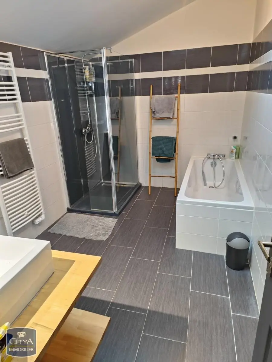 Photo 9 Maison 6 pièces 160m²