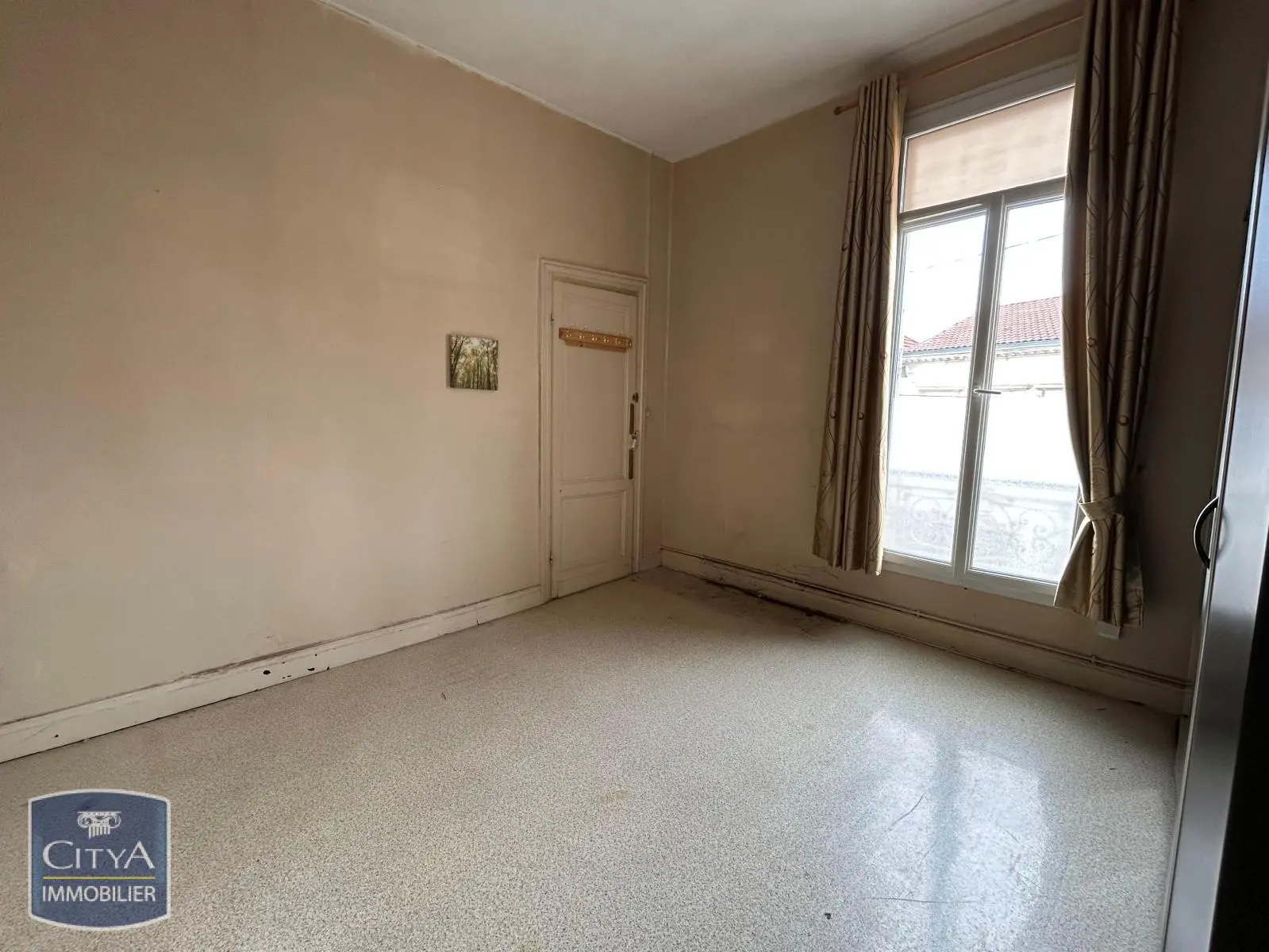 Photo 3 Immeuble 225m²