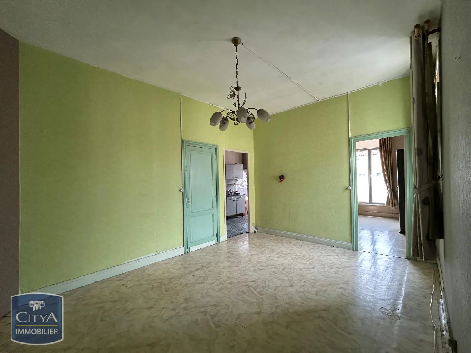 Photo 2 Immeuble 225m²