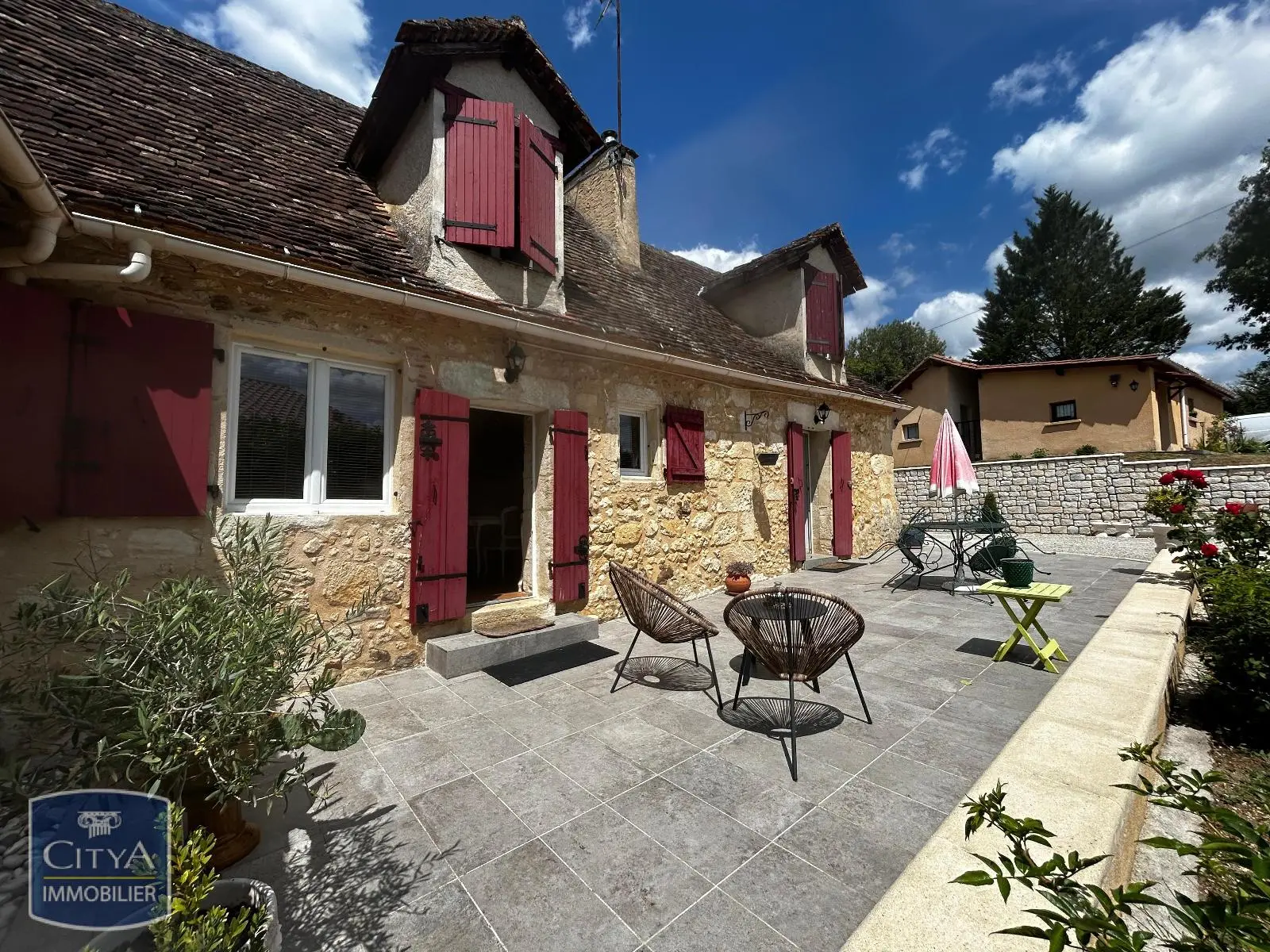 Photo 1 Maison 4 pièces 85m²