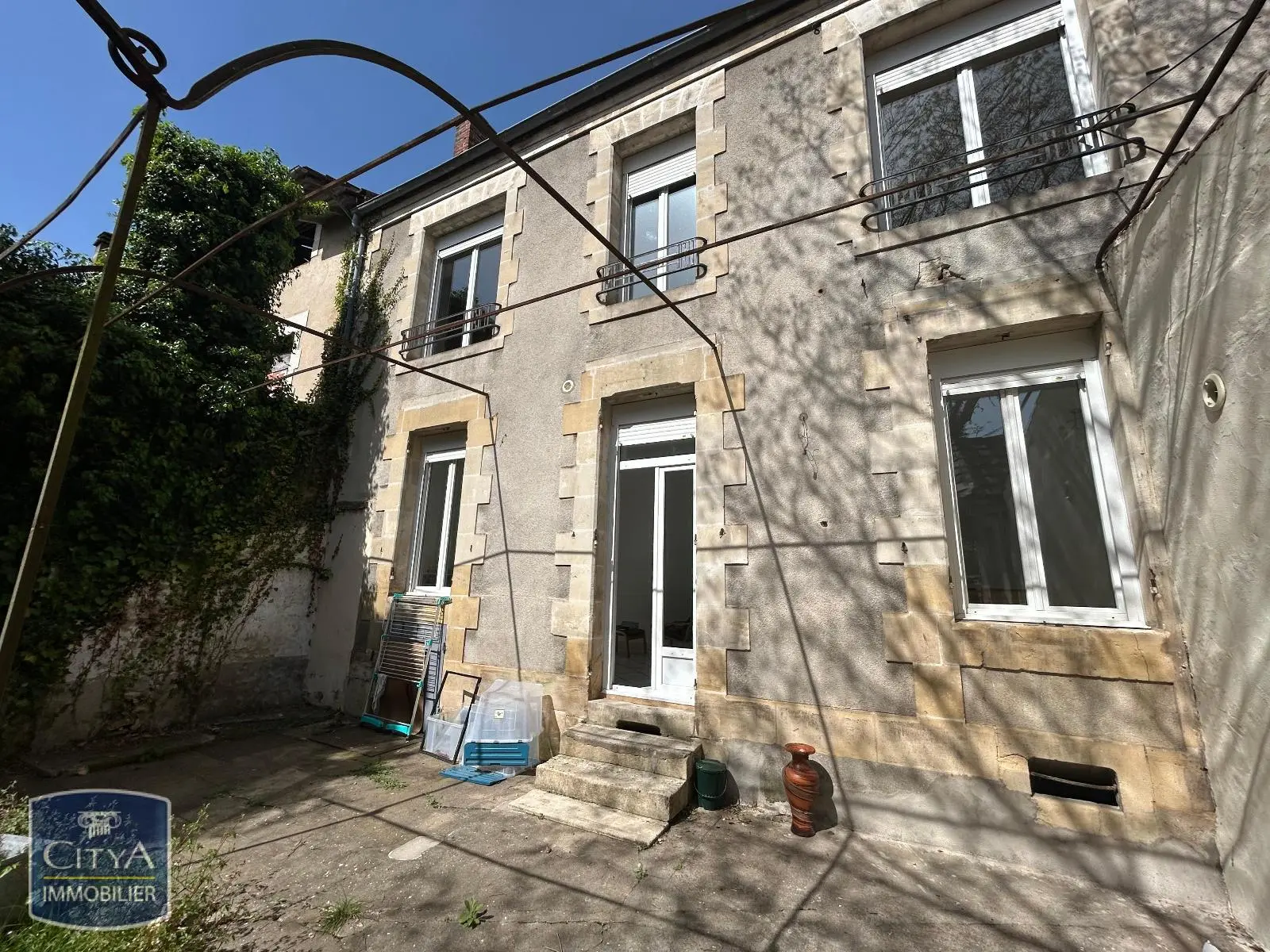 Photo 12 Immeuble 200m²
