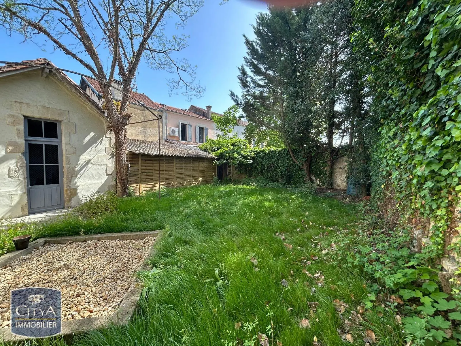 Photo 13 Immeuble 200m²