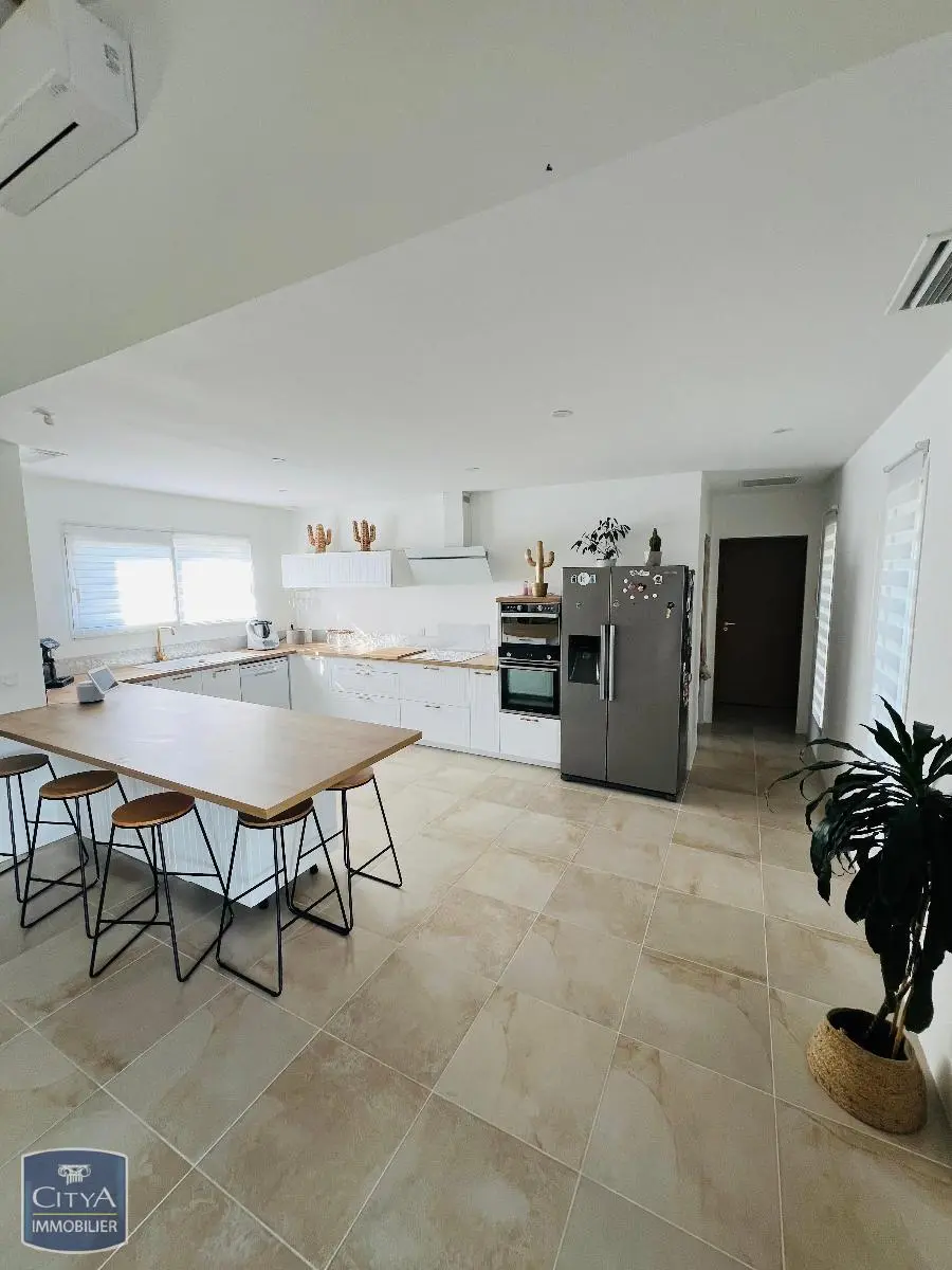 Photo 7 Maison 6 pièces 181m²