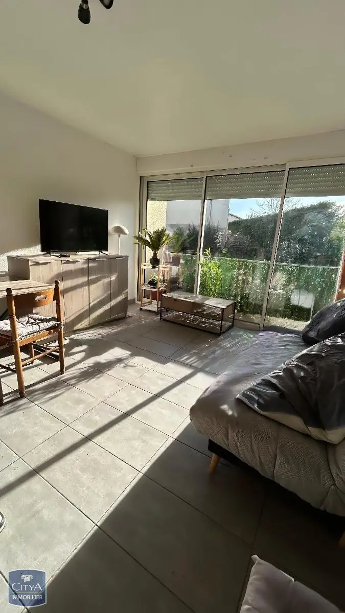 Photo 2 Appartement 1 pièce 25m²