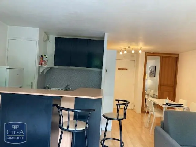 Photo 2 Appartement 1 pièce 35.04m²