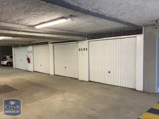Photo 1 Parking 10m²