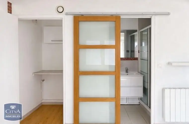 Photo 2 Appartement 1 pièce 17.63m²