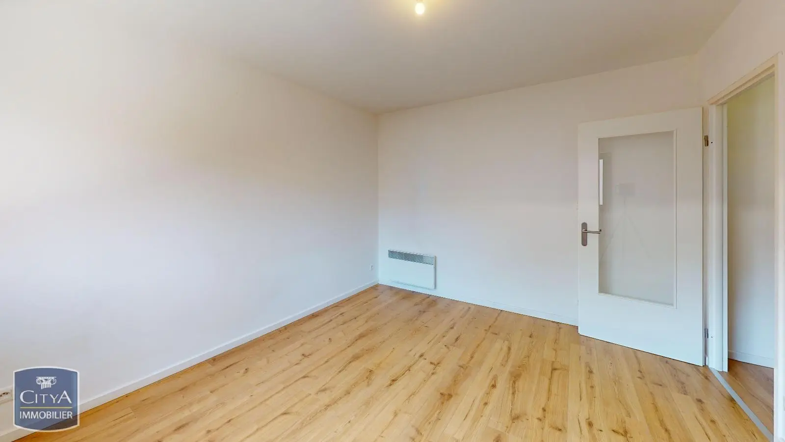 Photo 2 Appartement 1 pièce 25.84m²