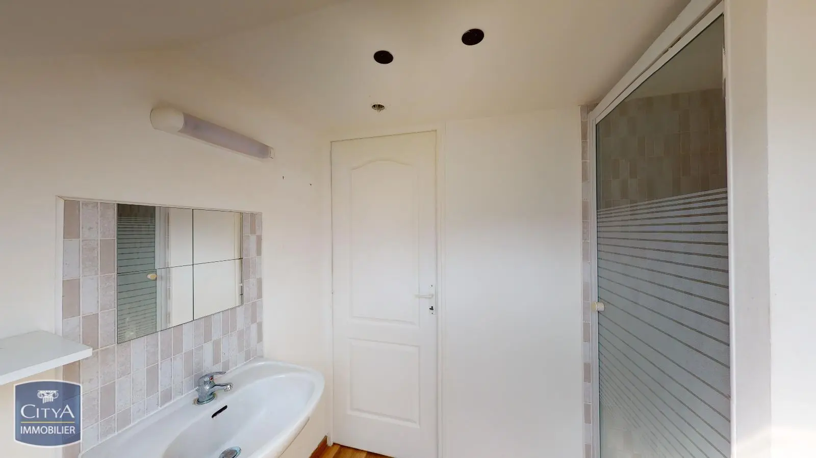 Photo 3 Appartement 1 pièce 16.24m²