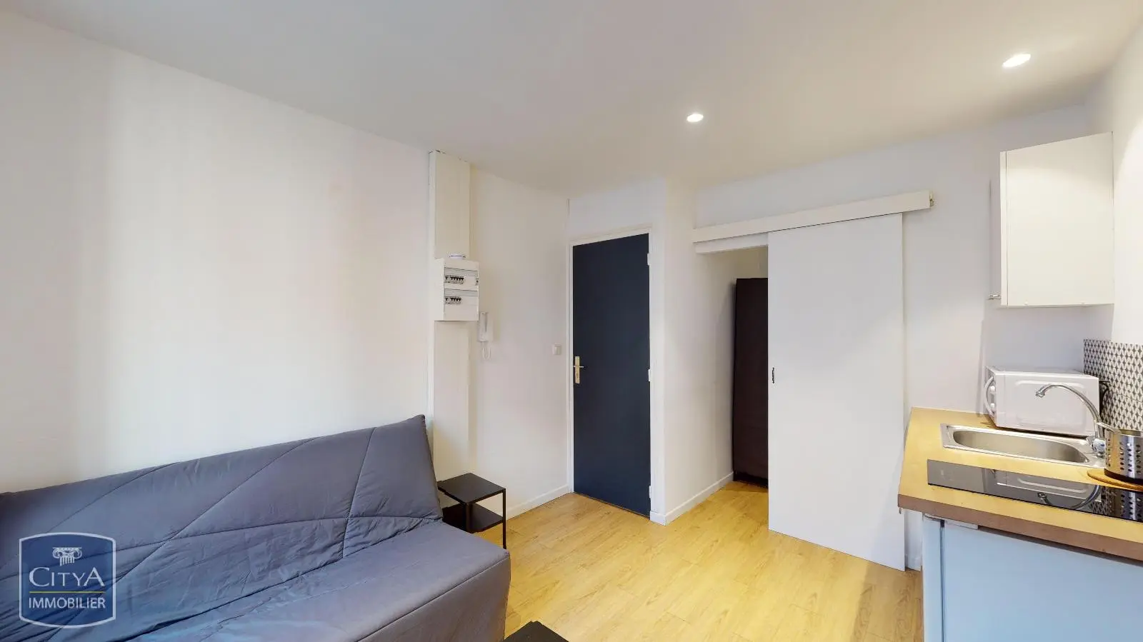 Photo 2 Appartement 1 pièce 13.99m²
