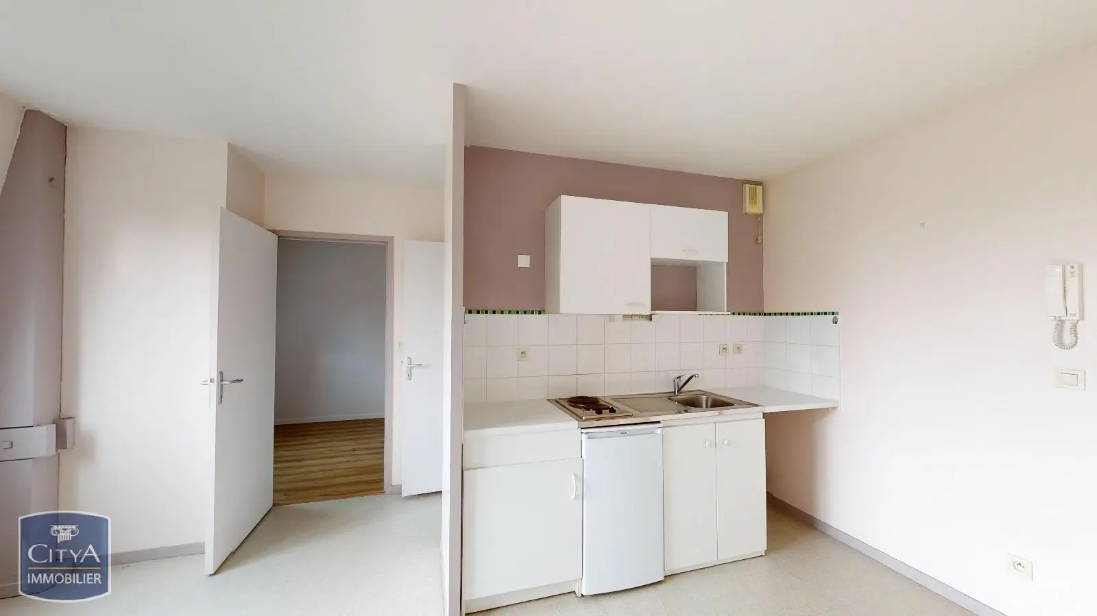 Photo 2 Appartement 2 pièces 30.56m²