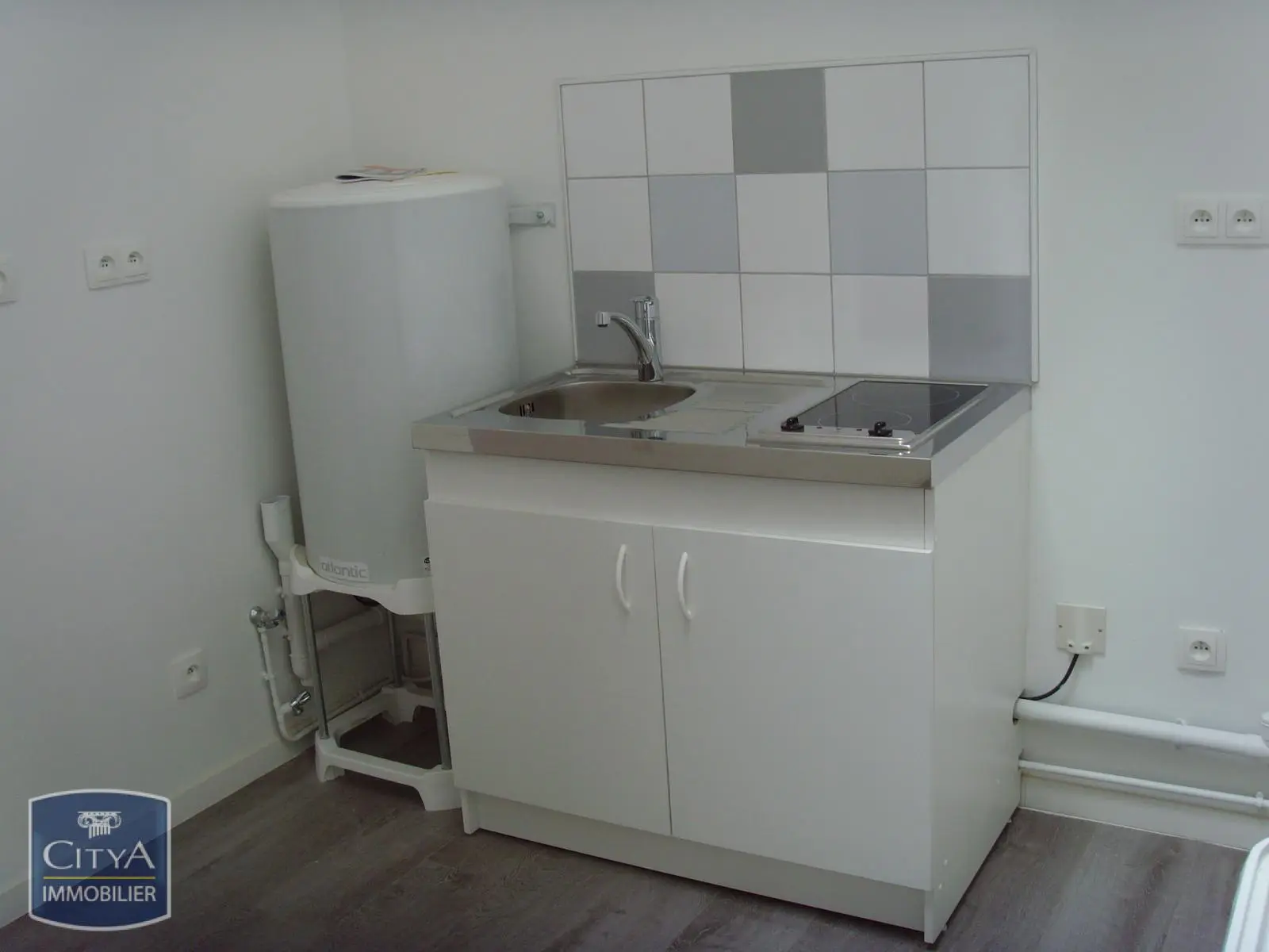 Photo 5 Appartement 1 pièce 30.76m²