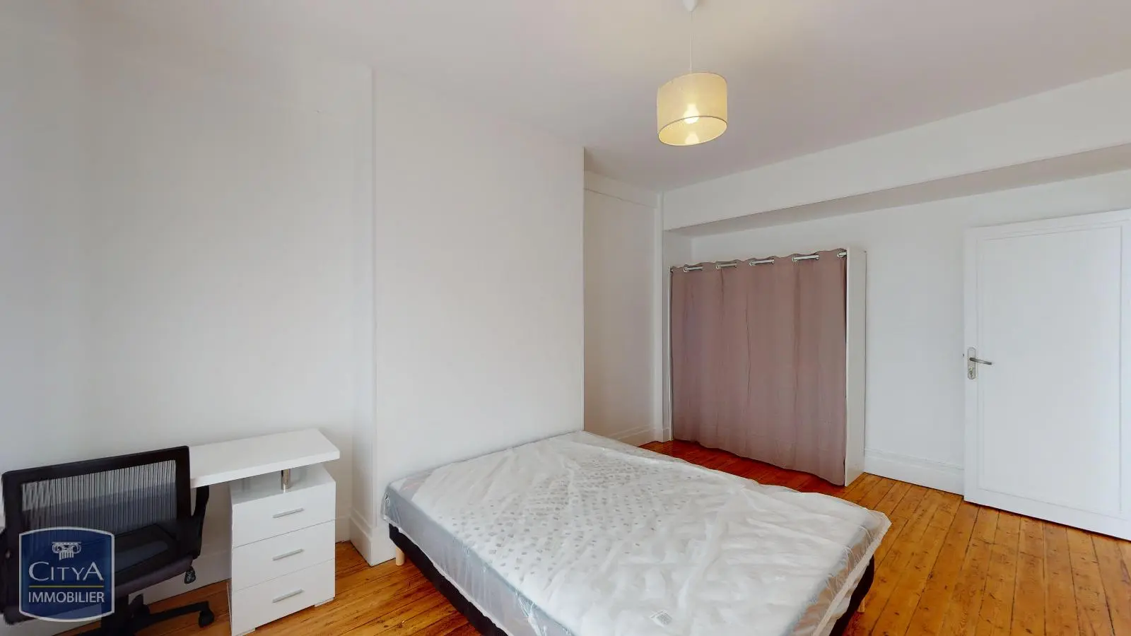 Photo 2 Appartement 1 pièce 18m²