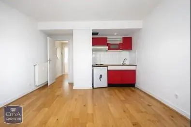 Photo 2 Appartement 1 pièce 23.94m²