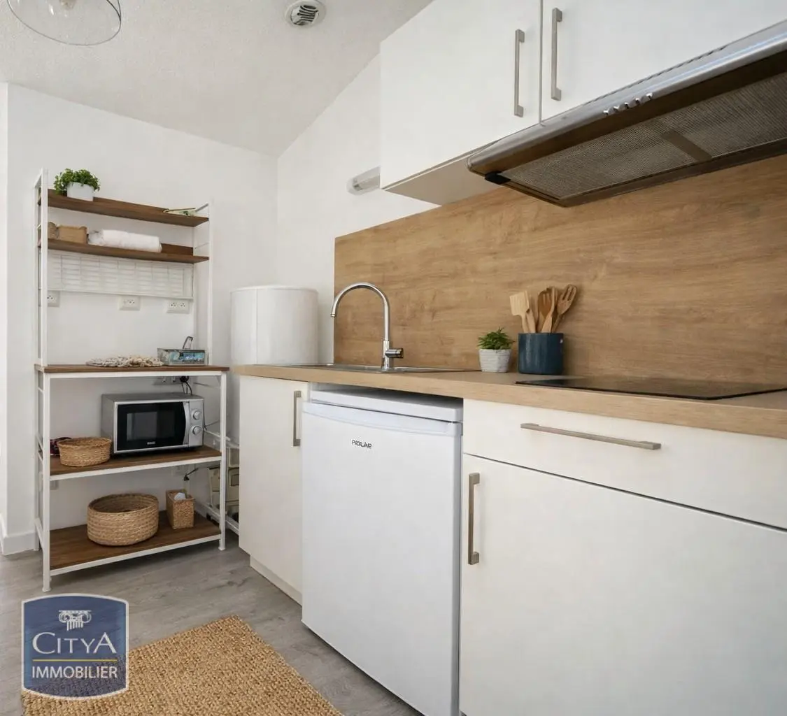 Photo 2 Appartement 1 pièce 30.76m²