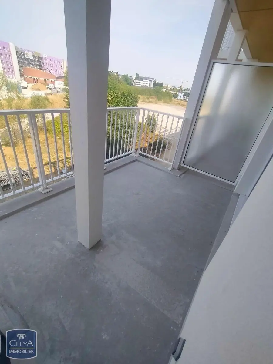 Photo 2 Appartement 1 pièce 22.1m²