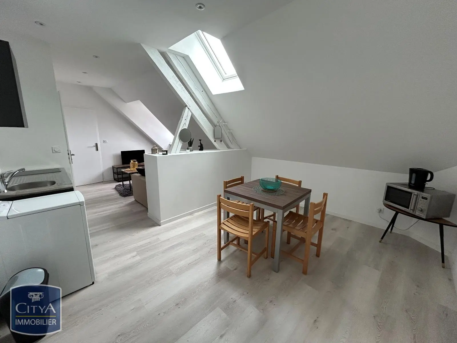 Photo 2 Appartement 2 pièces 28m²
