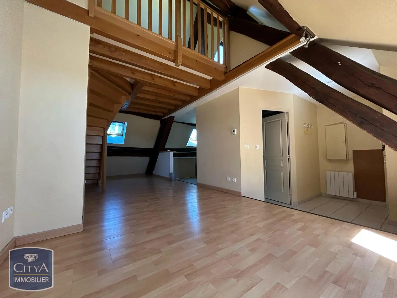 Photo 1 Appartement 1 pièce 36m²