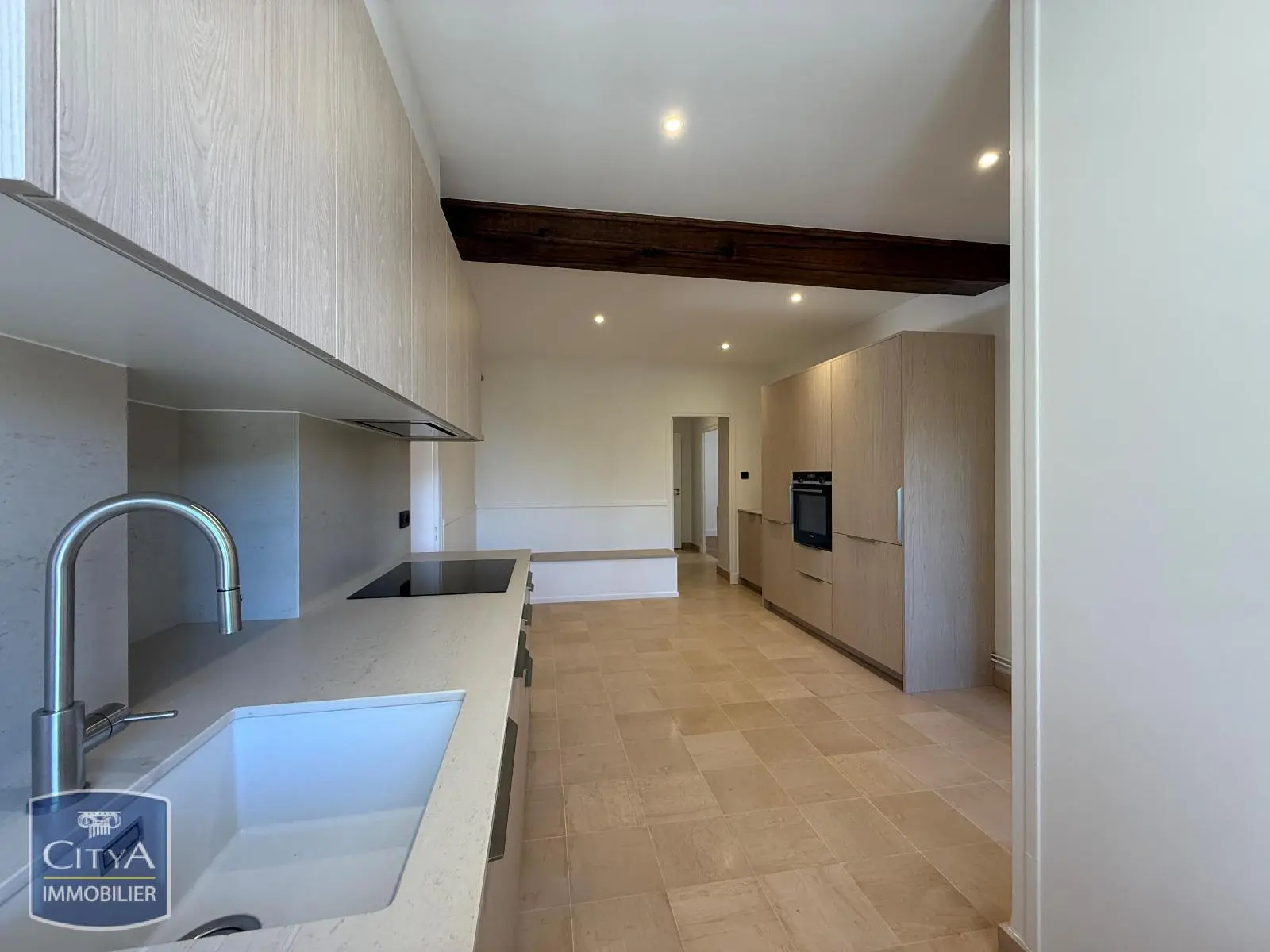 Photo 5 Maison 6 pièces 160.85m²