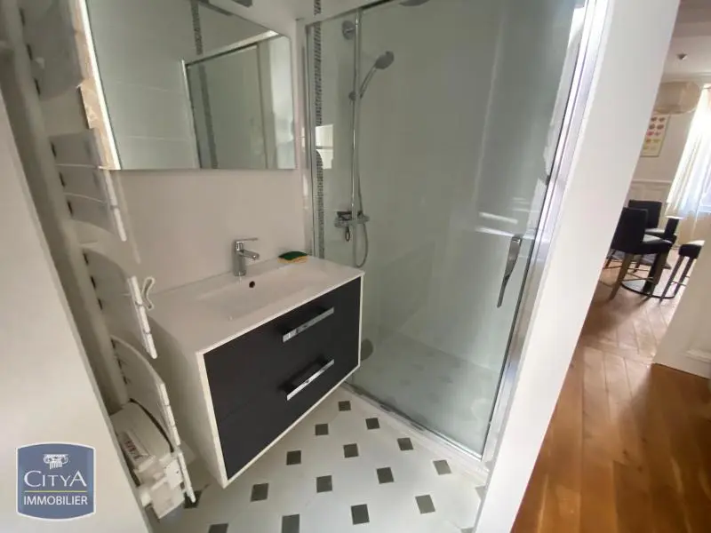 Photo 5 Appartement 1 pièce 32.89m²