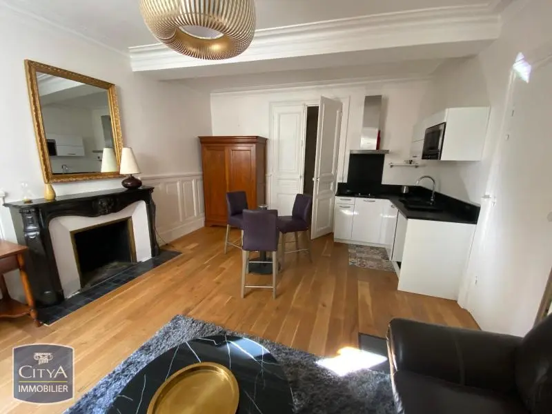 Photo 3 Appartement 1 pièce 32.89m²