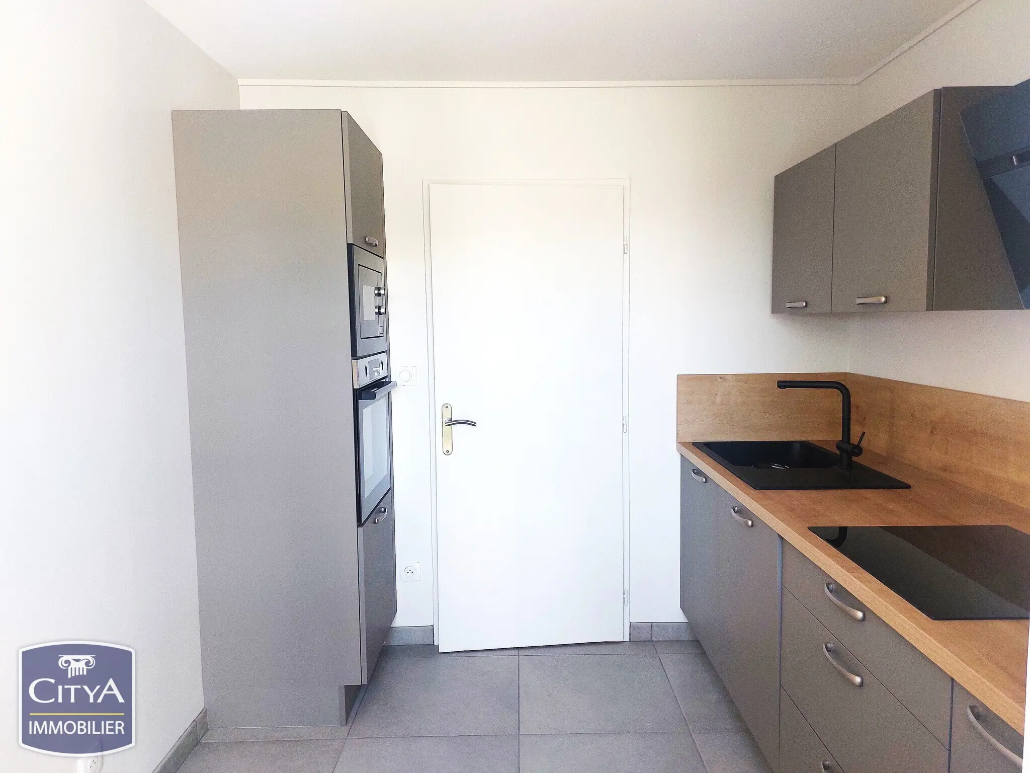 Photo 8 Appartement 2 pièces 74.9m²