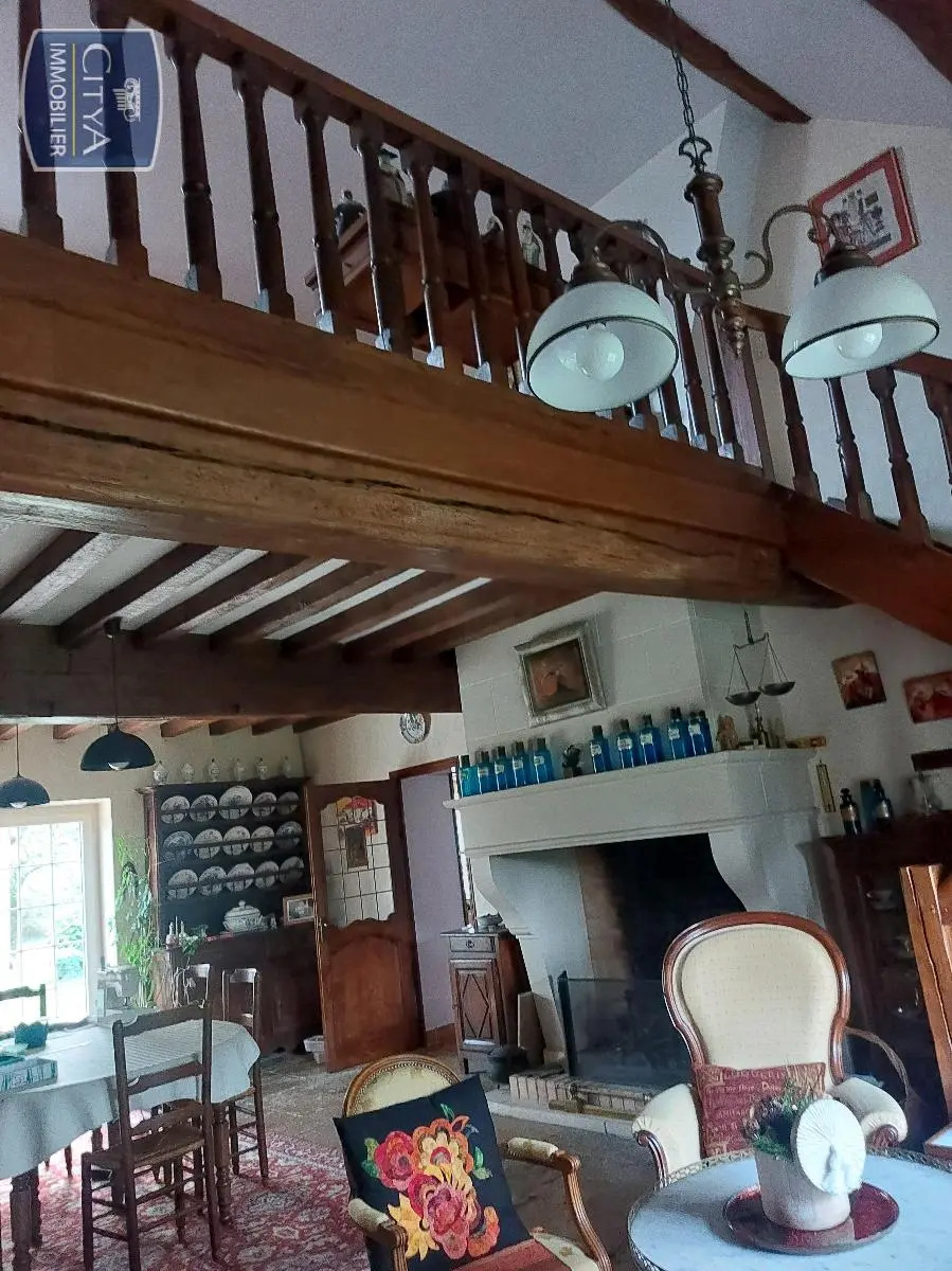 Photo 8 Maison 8 pièces 220m²