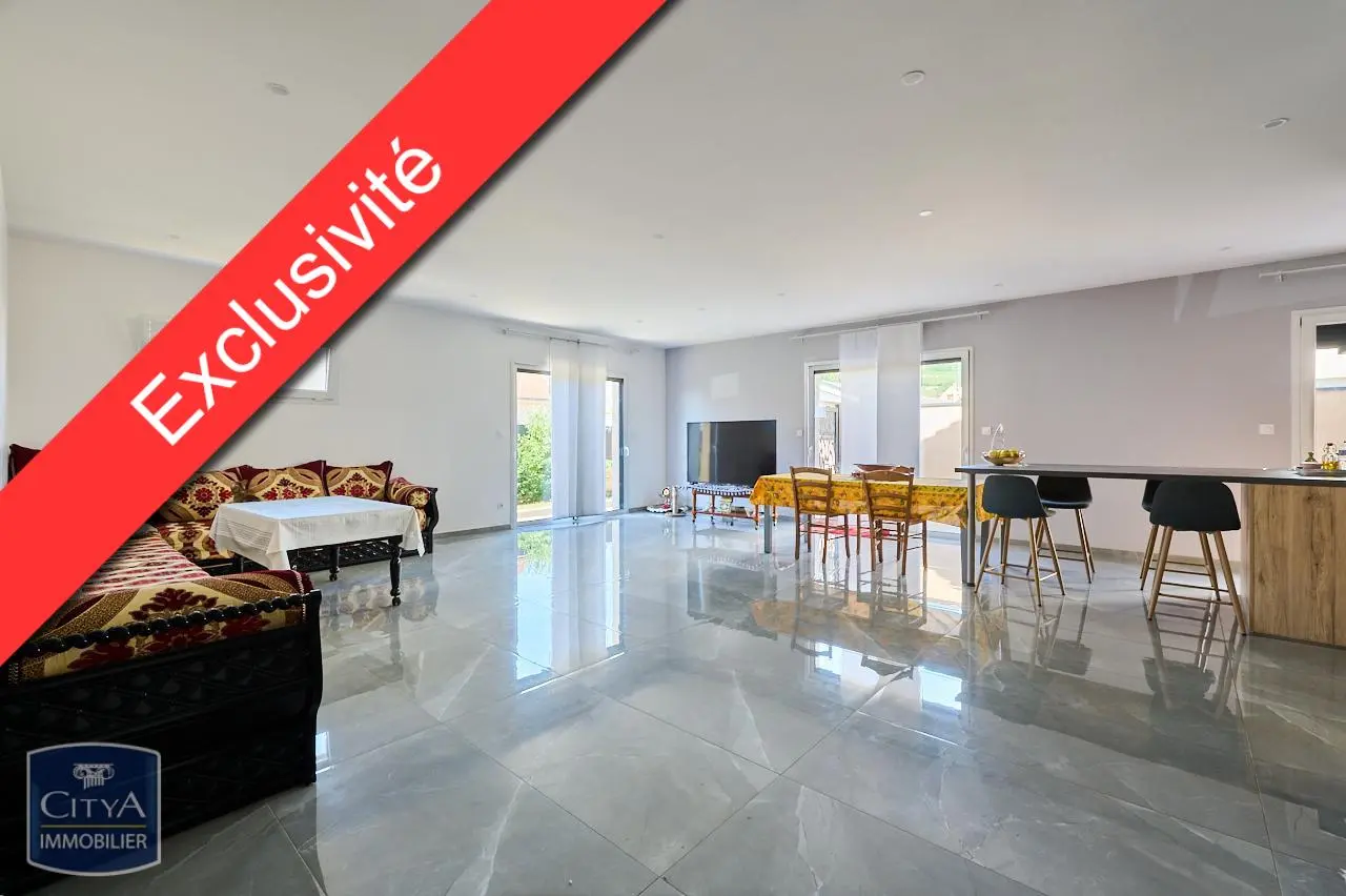 Photo 3 Maison 5 pièces 135m²