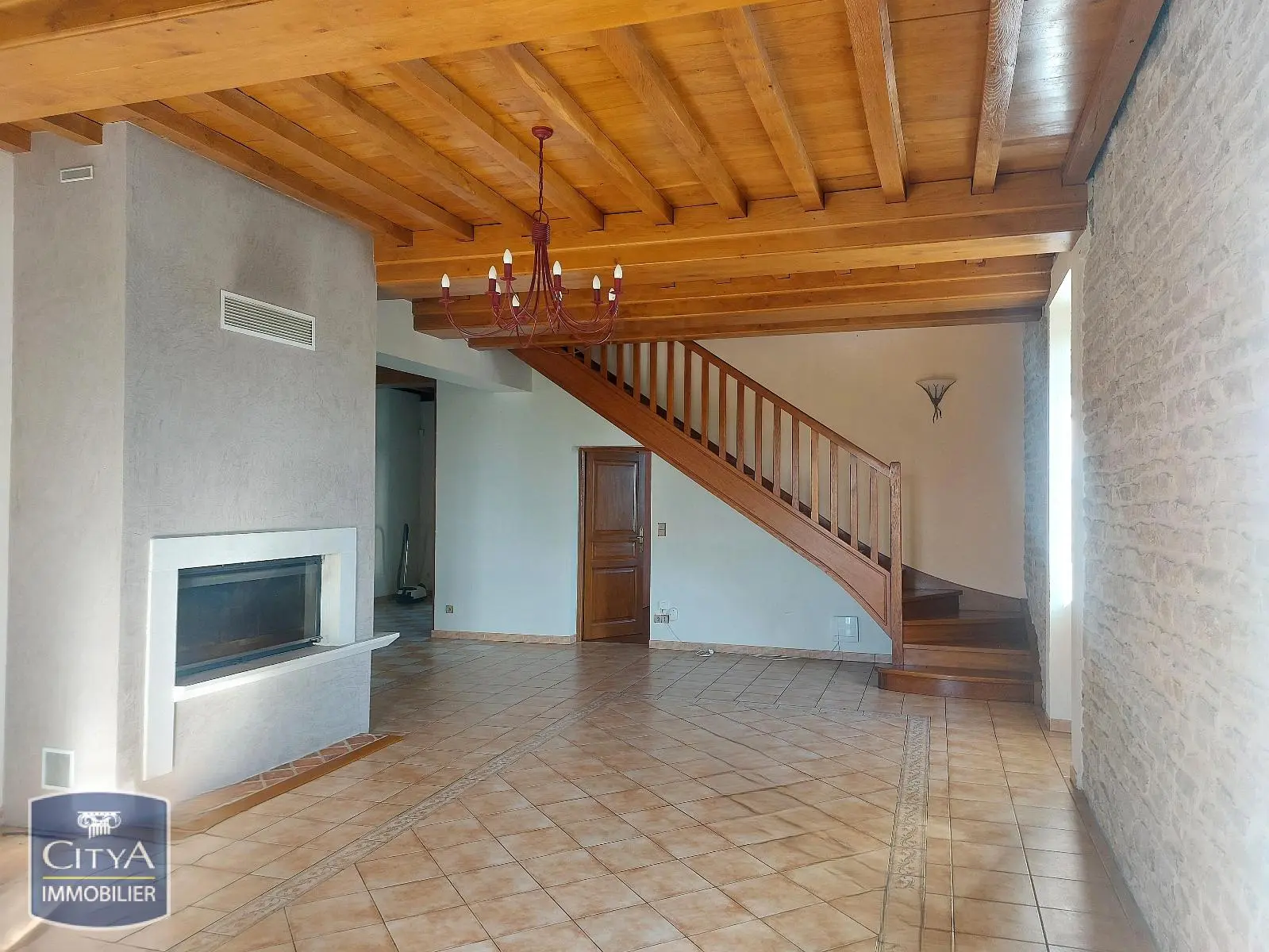 Photo 2 Maison 6 pièces 194m²