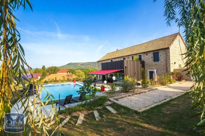 Photo Maison 8 pièces 310m²
