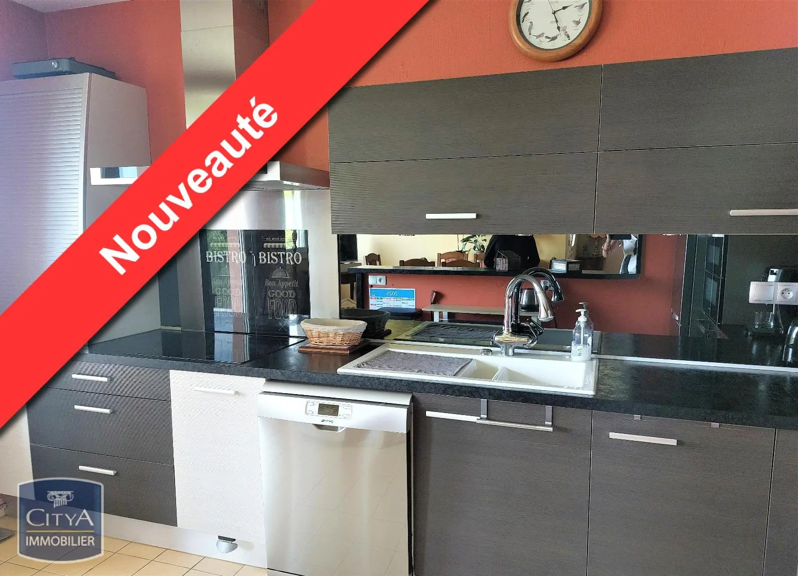 Photo 2 Appartement 7 pièces 137m²