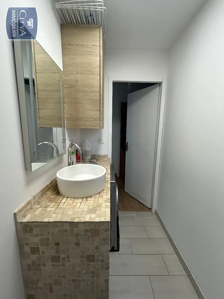 Photo 5 Appartement 1 pièce 9.5m²