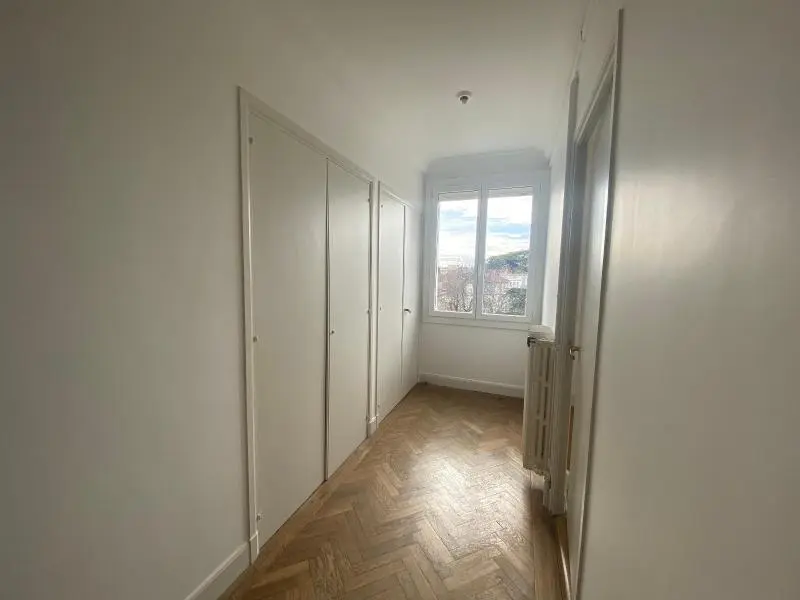 Photo 10 Appartement 3 pièces 131.78m²