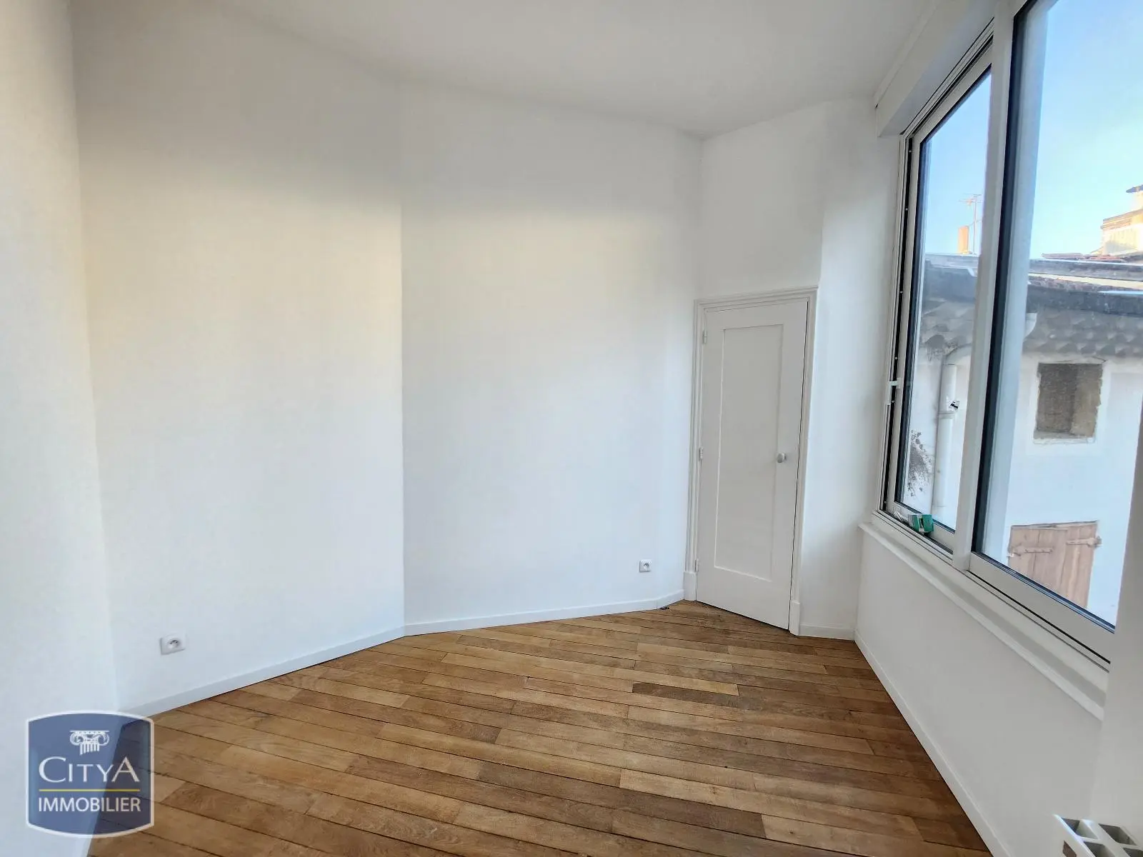 Photo 3 Appartement 4 pièces 89.98m²