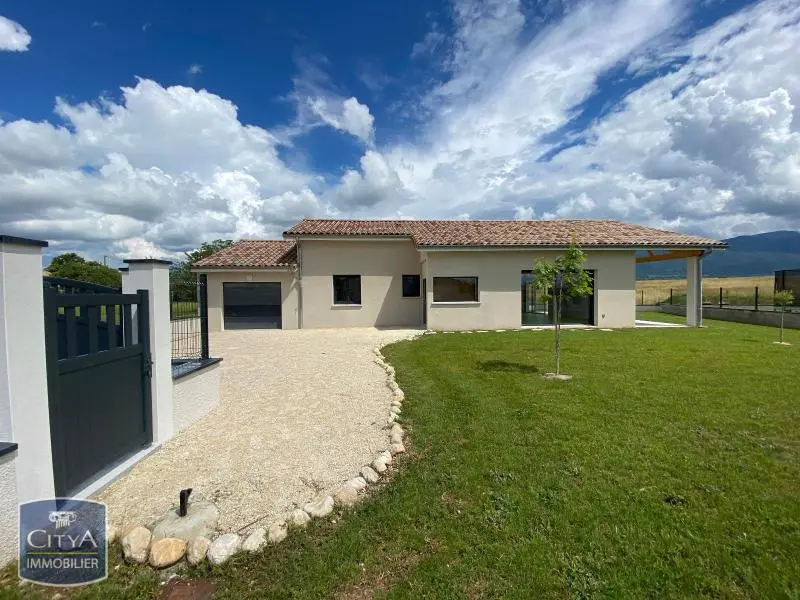 Photo 1 Maison 4 pièces 106.5m²