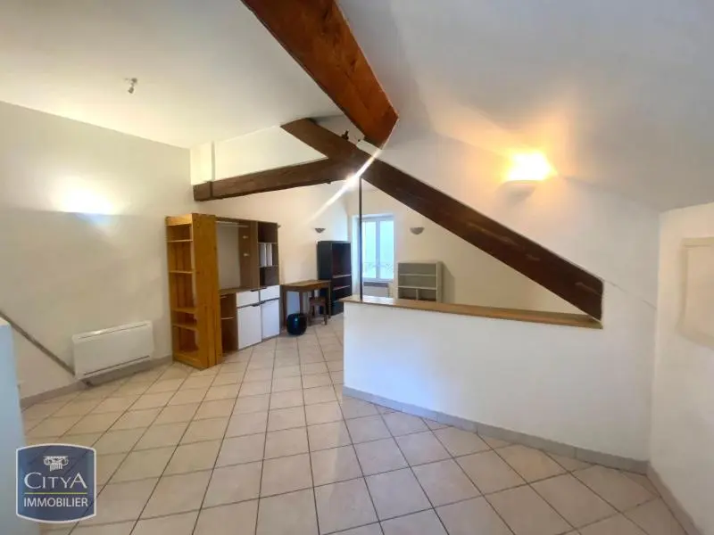 Photo 1 Appartement 1 pièce 27.61m²